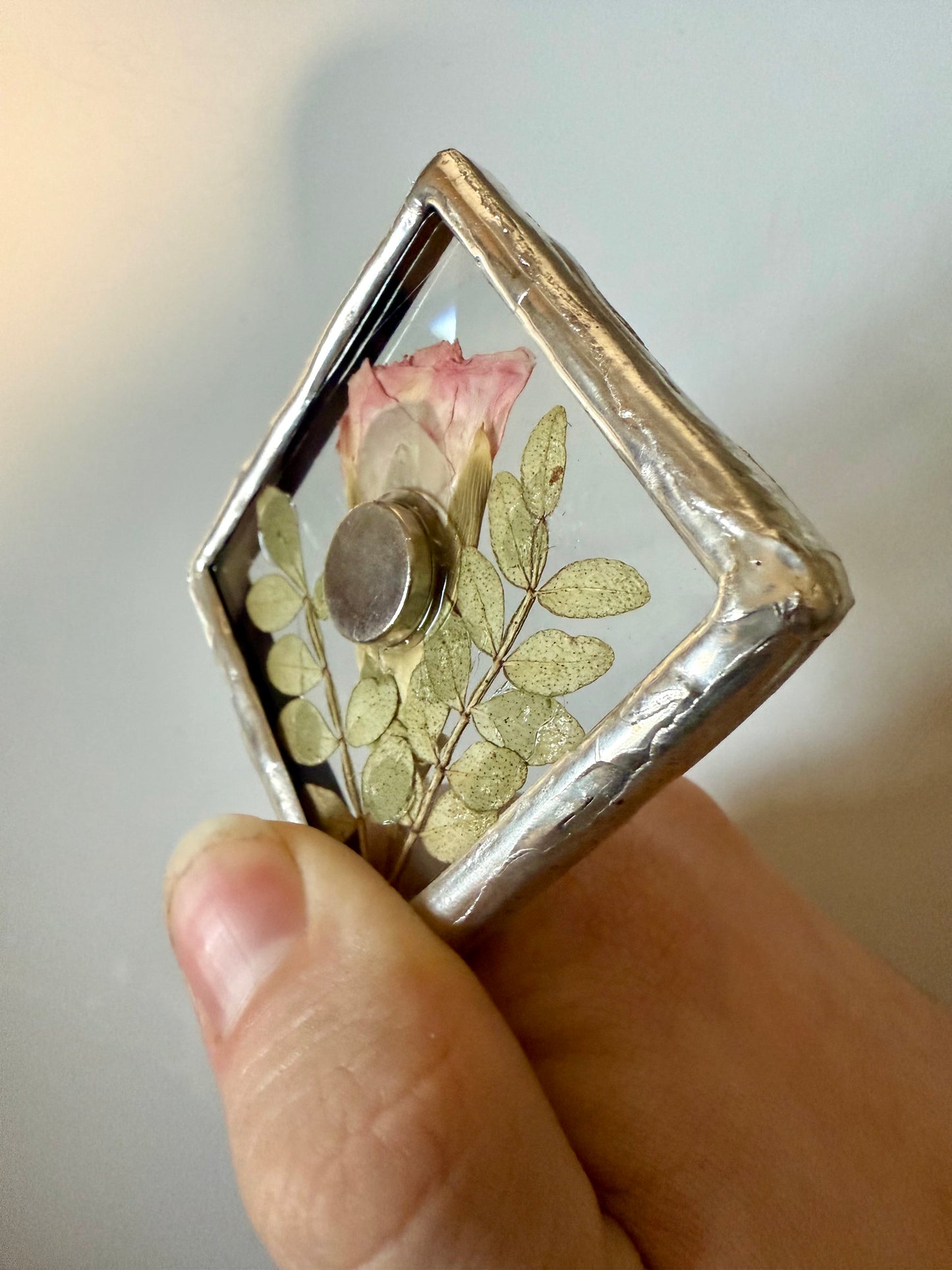 Stained Glass Flower Magnet