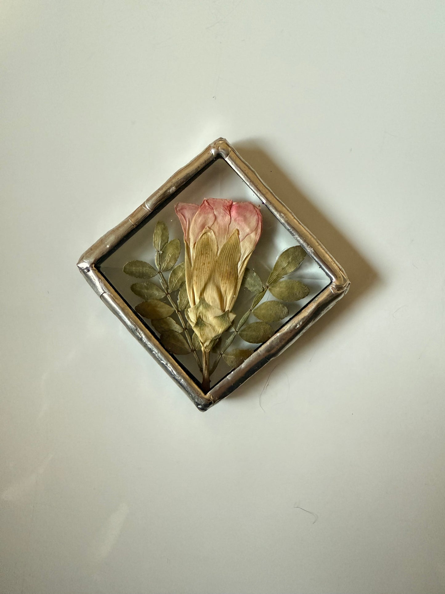 Stained Glass Flower Magnet